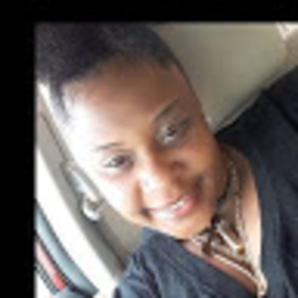 Meet your Posher, Roslyn